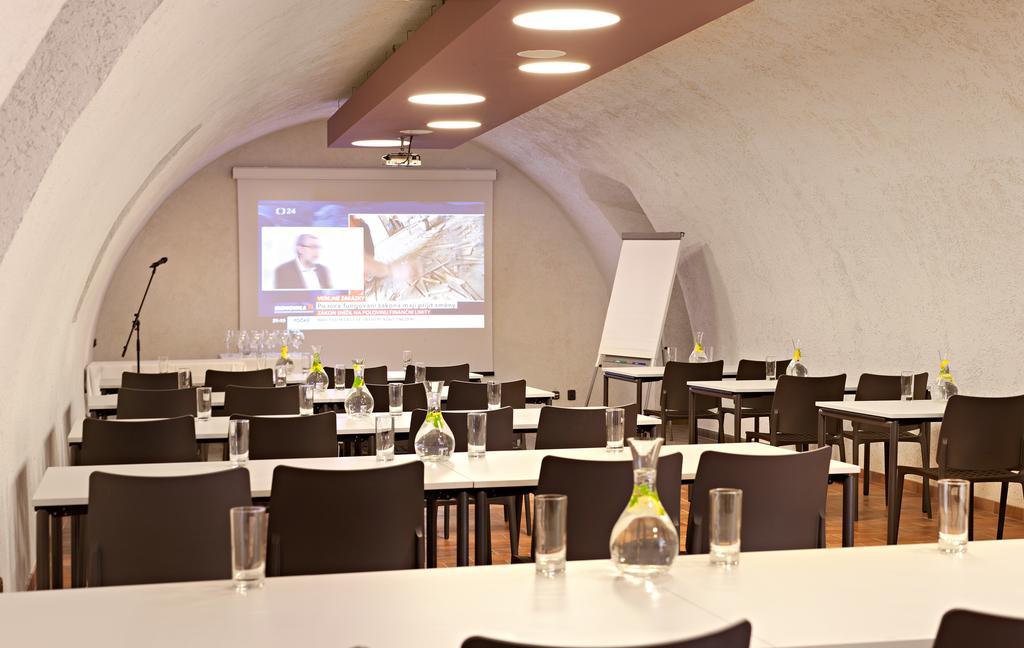 Hotel Pod Zamkem Boskovice Dış mekan fotoğraf