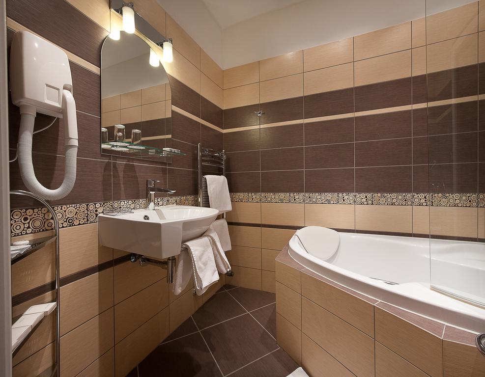 Hotel Pod Zamkem Boskovice Oda fotoğraf